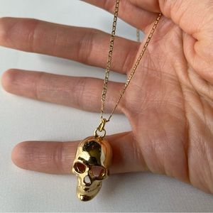 New Vanessa Mooney skull pendant necklace gold